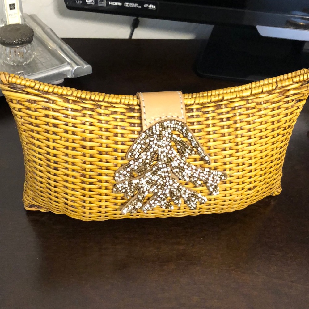 Tommy Bahama Wicket Clutch